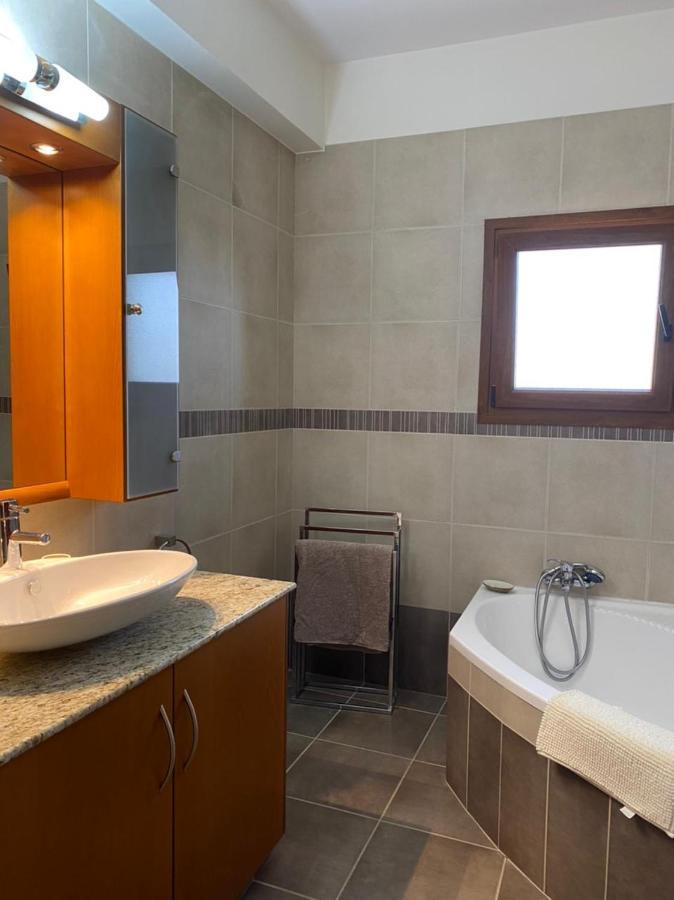 Episkopi Villa, Luxury 4 Bedroom With Pool - Limassol Luaran gambar