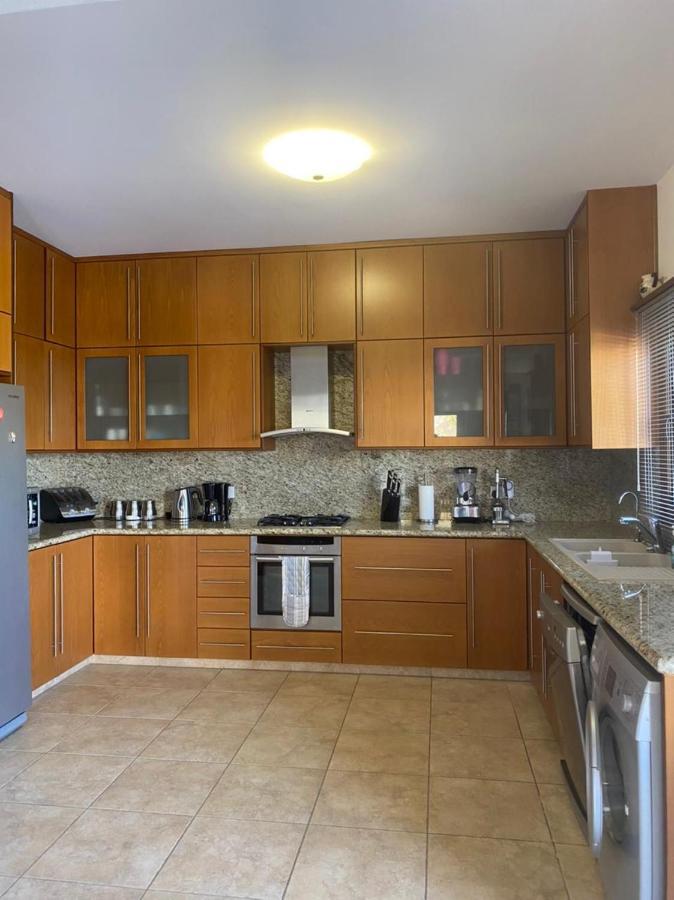 Episkopi Villa, Luxury 4 Bedroom With Pool - Limassol Luaran gambar