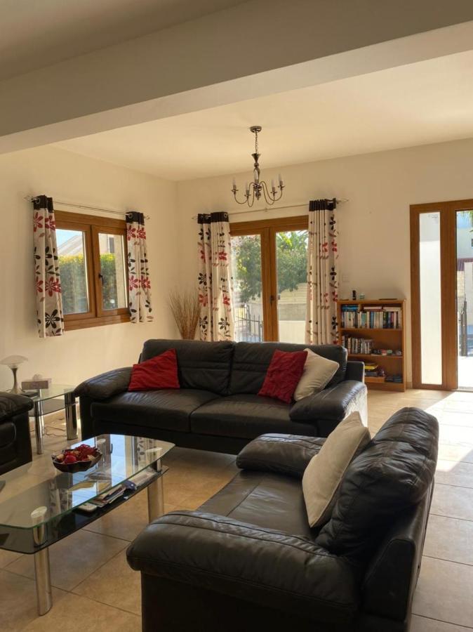 Episkopi Villa, Luxury 4 Bedroom With Pool - Limassol Luaran gambar